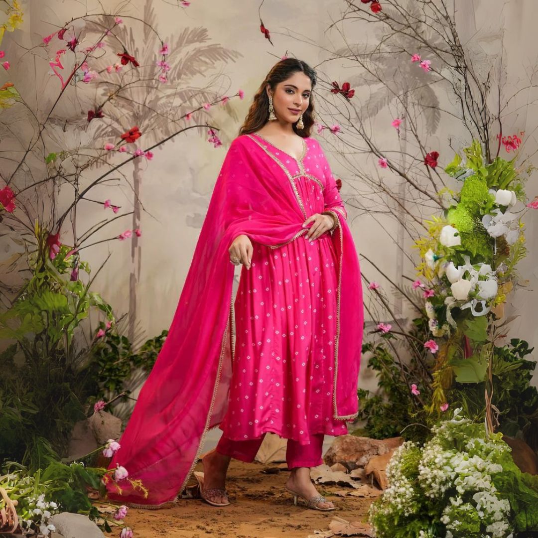 Elegant Pink Muslin Silk Embroidered Suit Set with Organza Dupatta