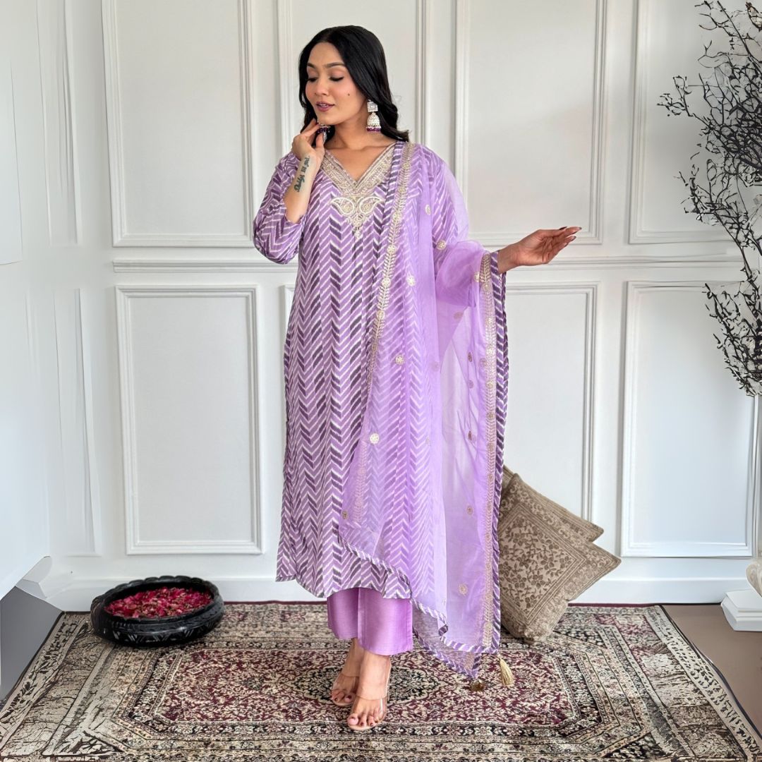 Elegant Lilac Embroidered French Crepe Suit Set with Organza Dupatta