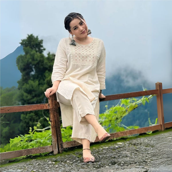 Elegant Heavy Silk Embroidered Yoke Kurta & Pant Set