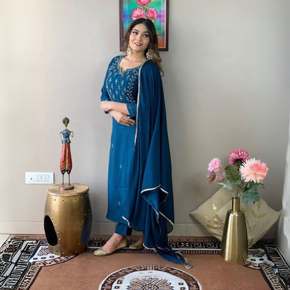 Teal Blue Embroidered Rayon Slub Suit Set with Chinnon Dupatta