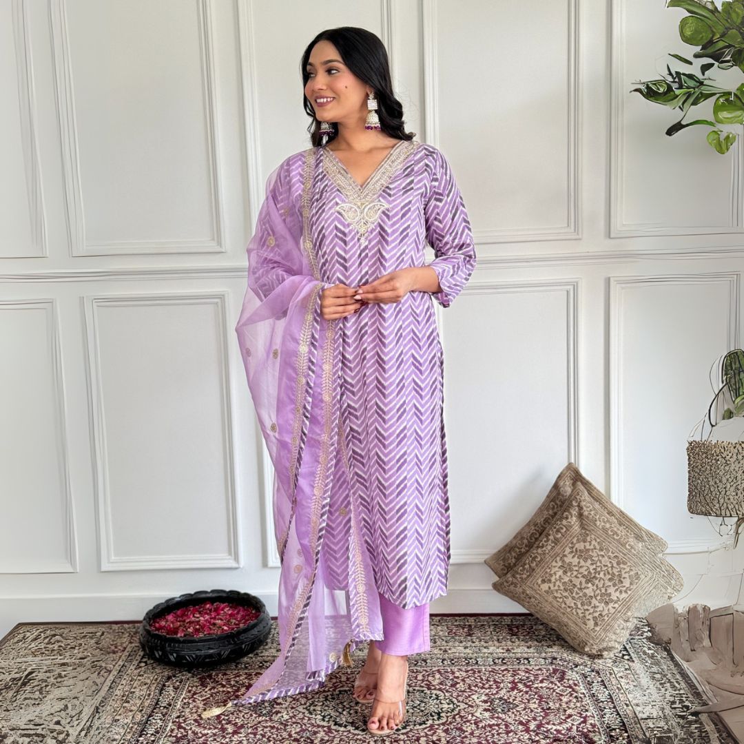 Elegant Lilac Embroidered French Crepe Suit Set with Organza Dupatta