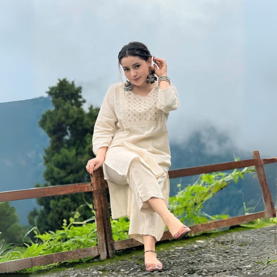 Elegant Heavy Silk Embroidered Yoke Kurta &amp; Pant Set
