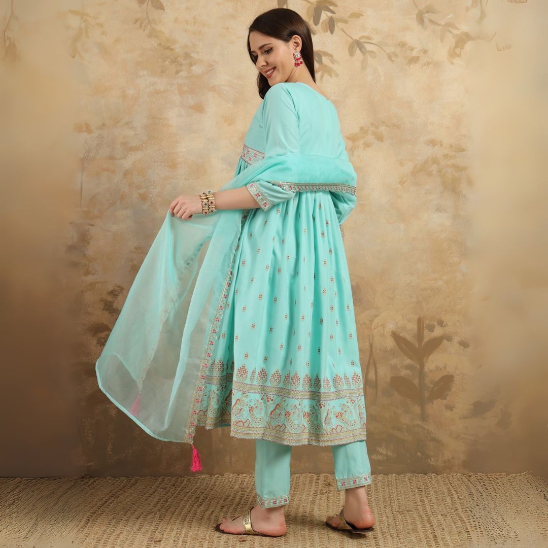 Elegant Aqua Blue Embroidered Kurta Set with Organza Dupatta