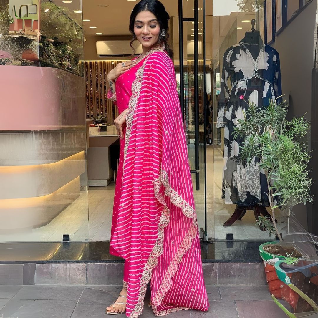 Radiant Fuchsia Viscose Suit Set with Embroidery &amp; Muslin Dupatta