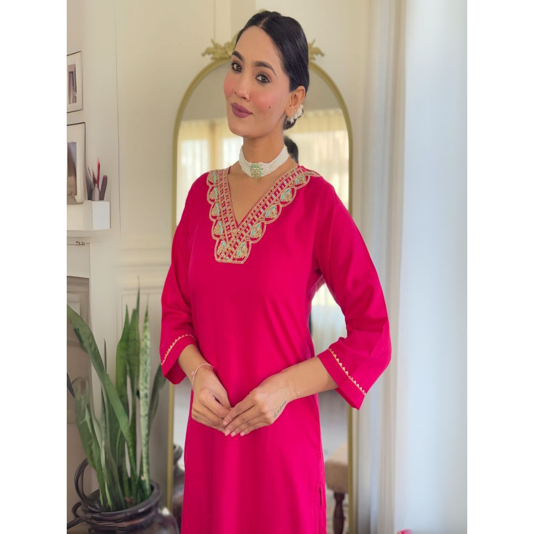 Graceful Fuchsia Embroidered Kurta Set with Printed Tebby Silk Dupatta