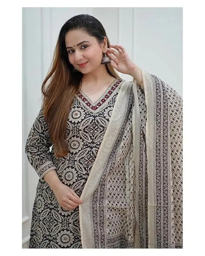 Buy Black & Off White Floral Afghani Kurti With Pant & Dupatta Set  Women’s Fashion Online - We Shine