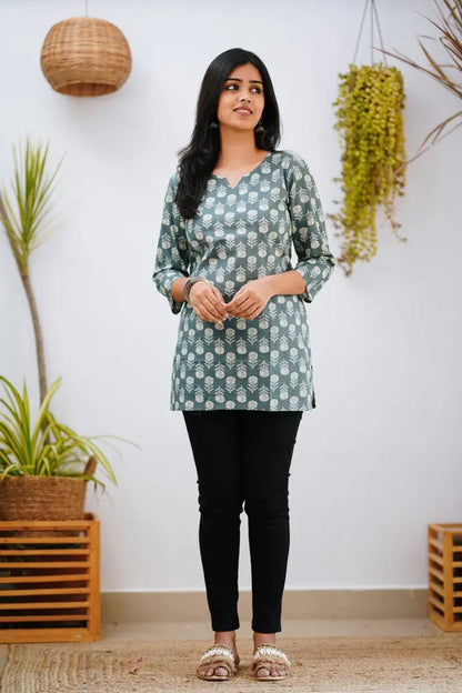 Buy Comfy and Super Chic Cotton Short Top Women’s Fashion Online - We Shine India
