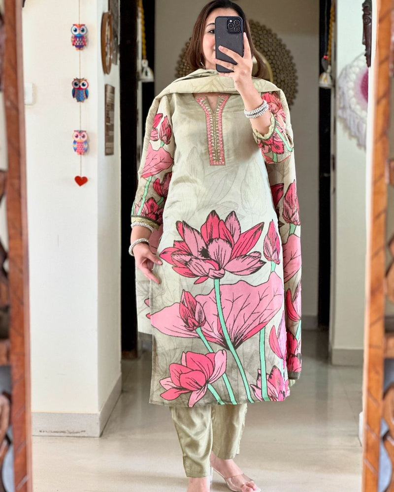 Women Floral Straight Kurta Pants Set with Dupatta