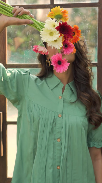 Casual Heavy Rayon Solid Green Half Sleeve Tunic
